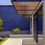 Kanopi Kayu Samping Rumah Untuk Mempercantik Bangunan