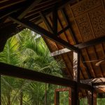 Plafon Kayu Minimalis untuk Rumah Tropis