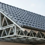 Atap Rumah Modern dengan Baja Ringan dan Genteng Metal